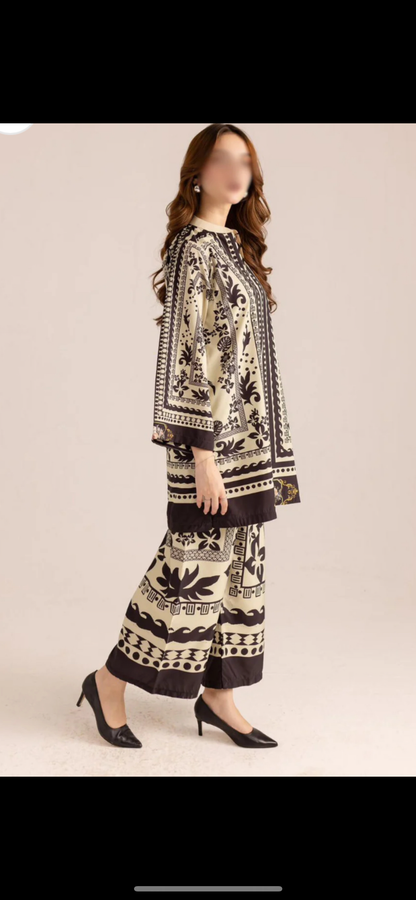 black/white co ord set